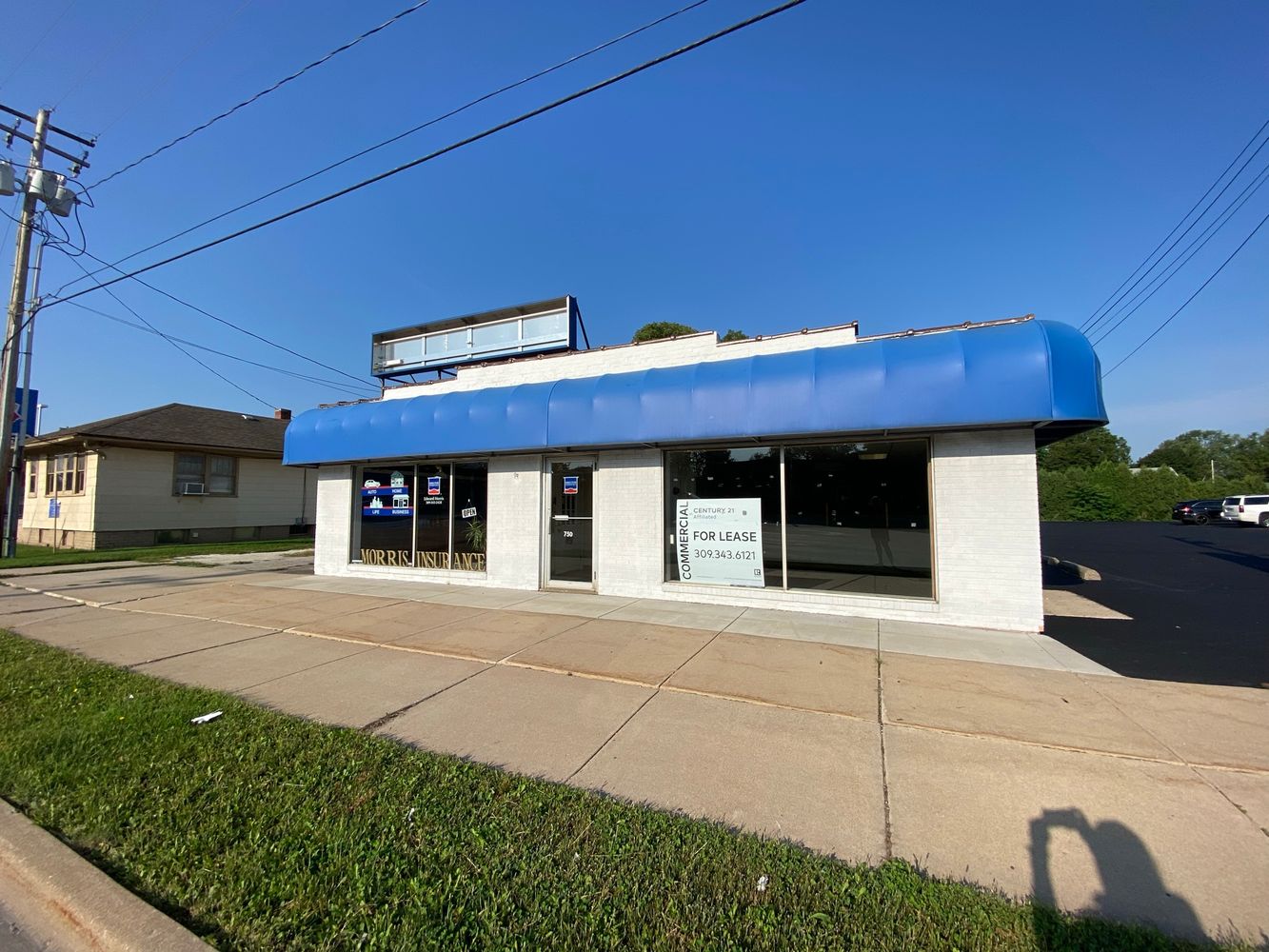 750 N Henderson St, Galesburg, IL 61401